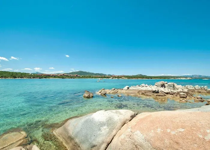 5 Beds With Fenced Garden In Just 300 Mt From The Apartman *