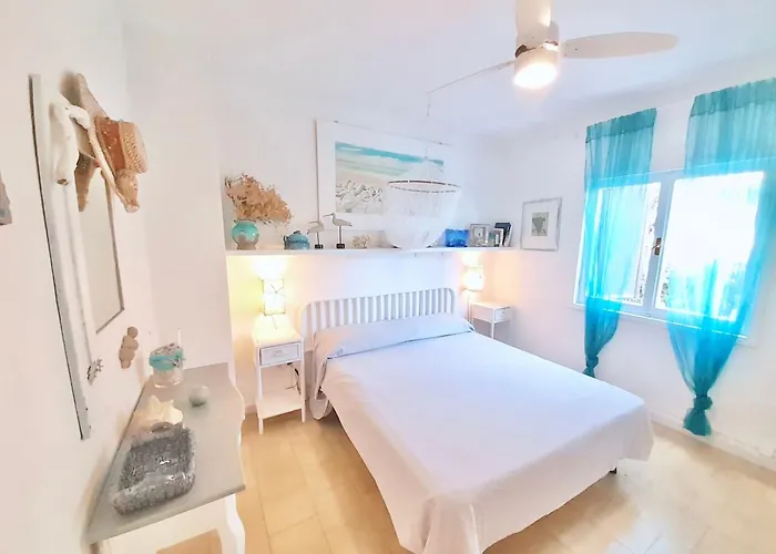 Apartman 5 Beds With Fenced Garden In Just 300 Mt From The