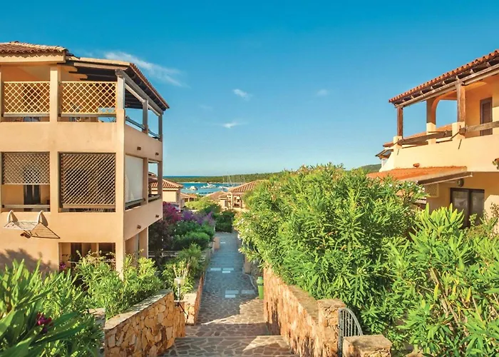 Appartement 5 Beds With Fenced Garden In Just 300 Mt From The
