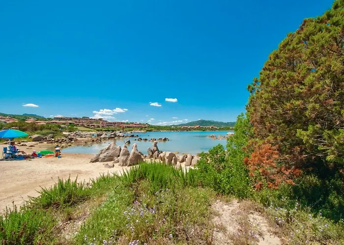 Appartement 5 Beds With Fenced Garden In Just 300 Mt From The *