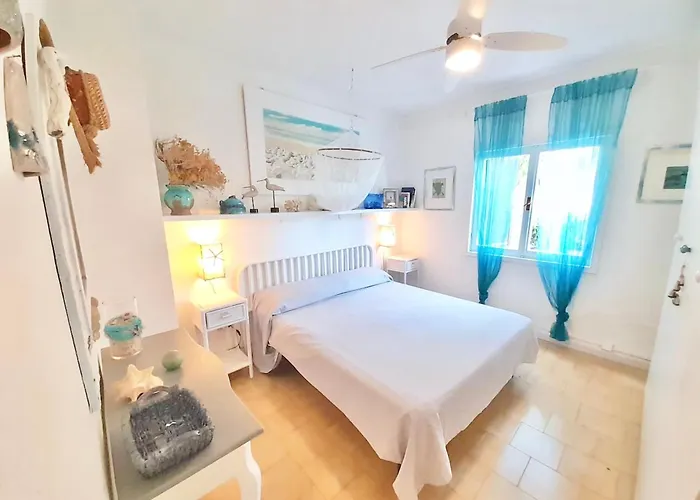 5 Beds With Fenced Garden In Just 300 Mt From The Appartement